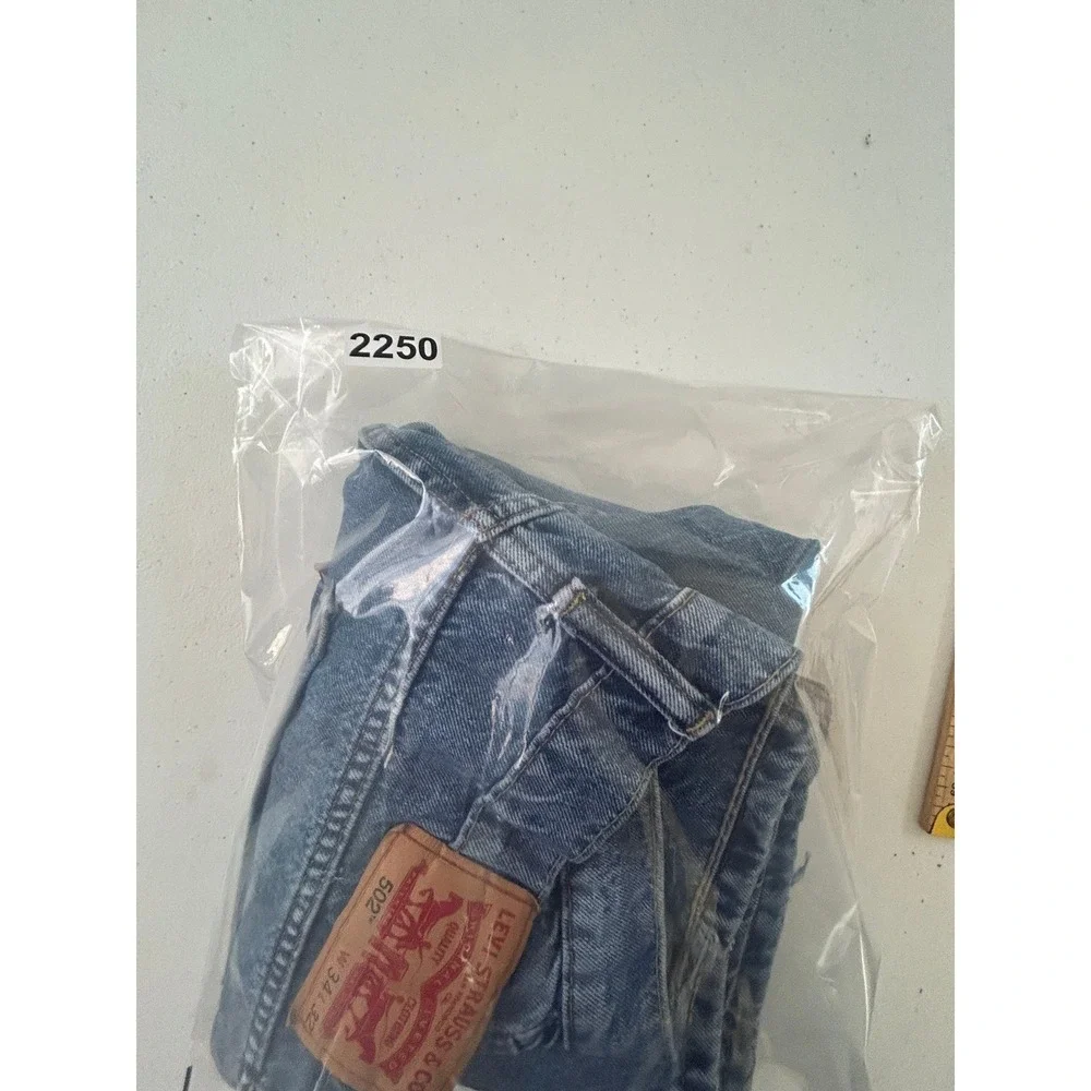 Levi Strauss & Co 502‎ Regular Taper Jeans Mens W34 L32 Blue Distressed Denim